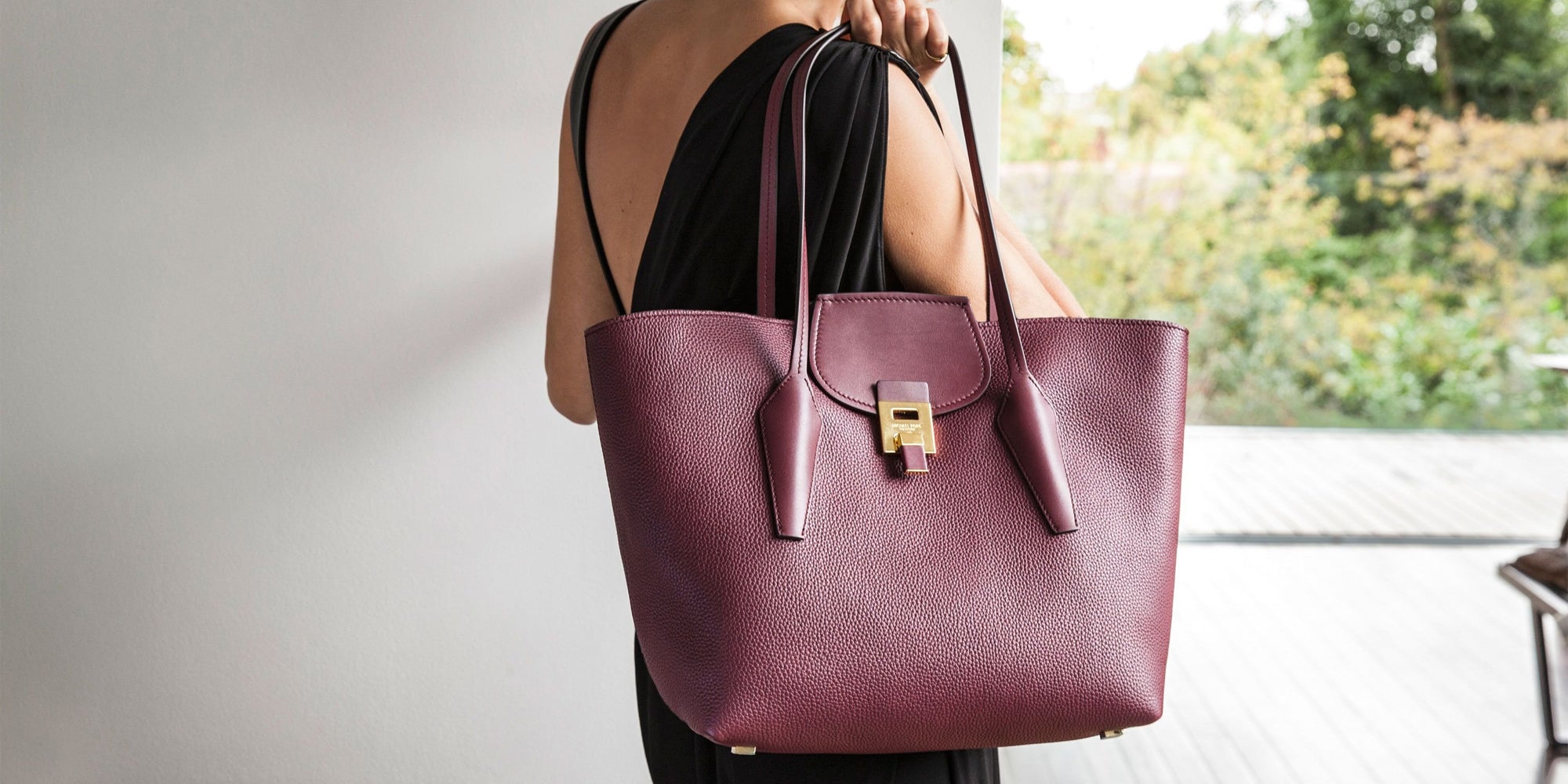 The Tote Bag Revolution: Style Meets Purpose